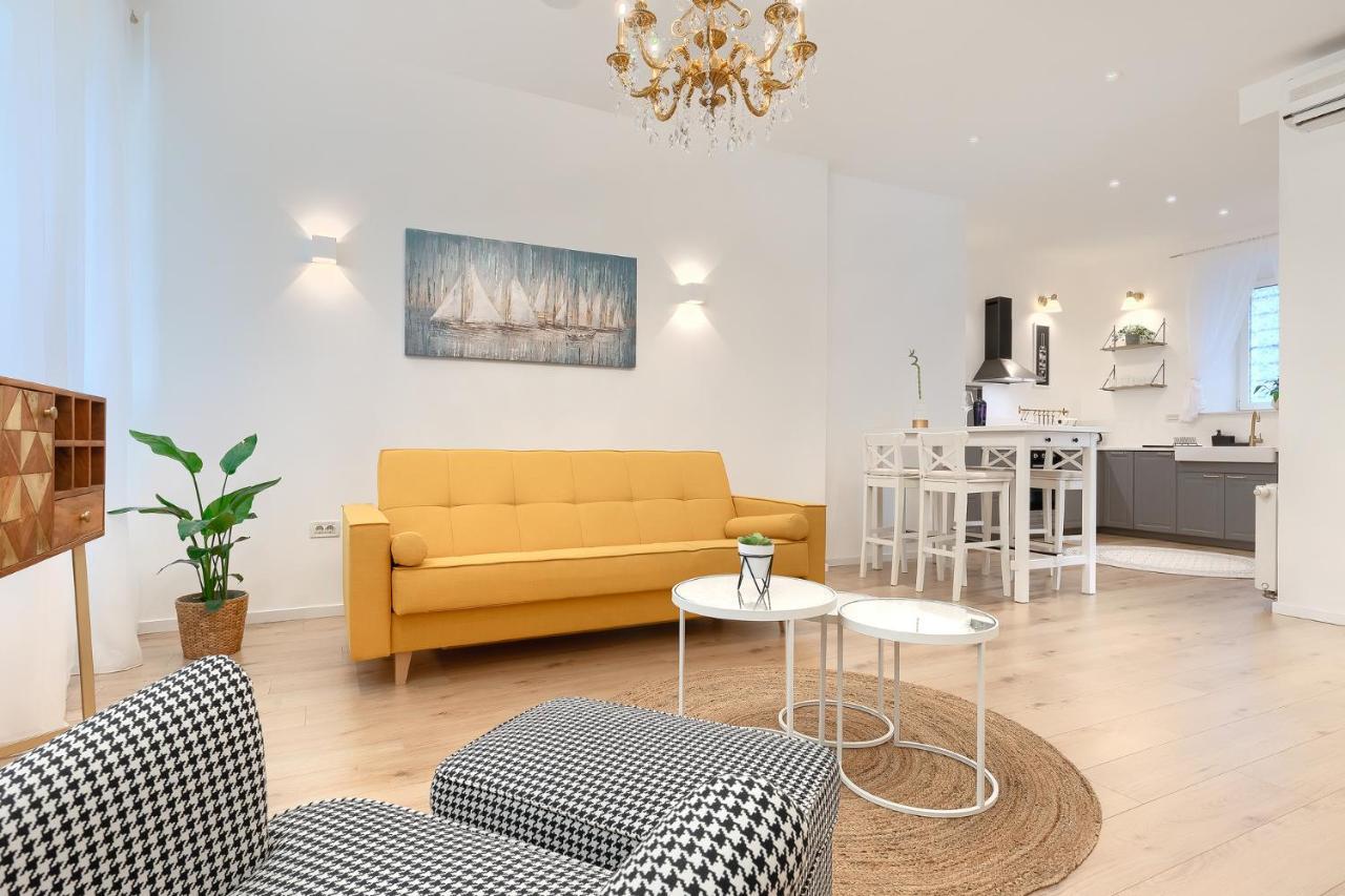 Calafati Apartment With Free Private Parking Рієка Екстер'єр фото