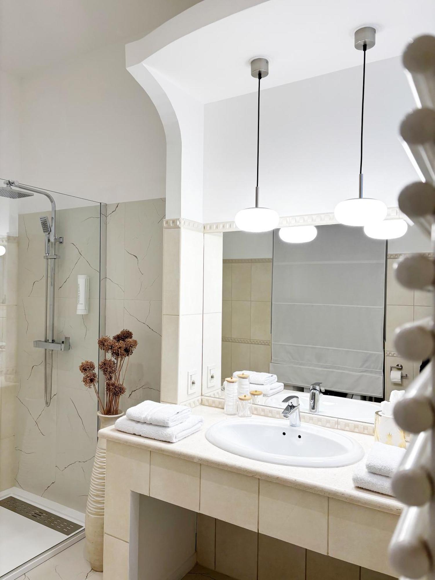 Calafati Apartment With Free Private Parking Рієка Екстер'єр фото